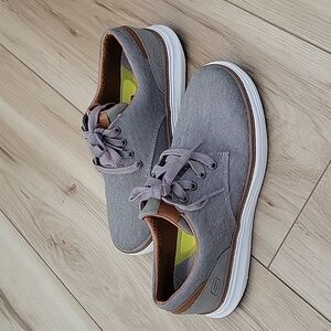 Sketchers shoes Size 7